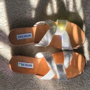 NEW Steve Madden Beres Glistening Rhinestone Sandal Size 6.5
